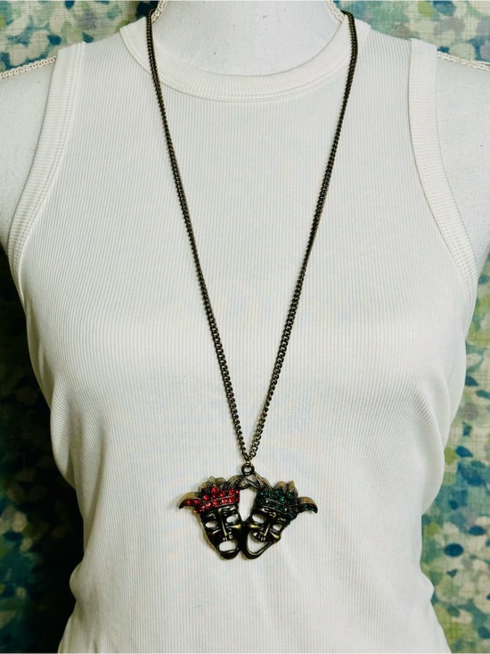 NWT Forever 21 Mardi Gras Comedy & Tragedy Mask Statement Necklace 30”